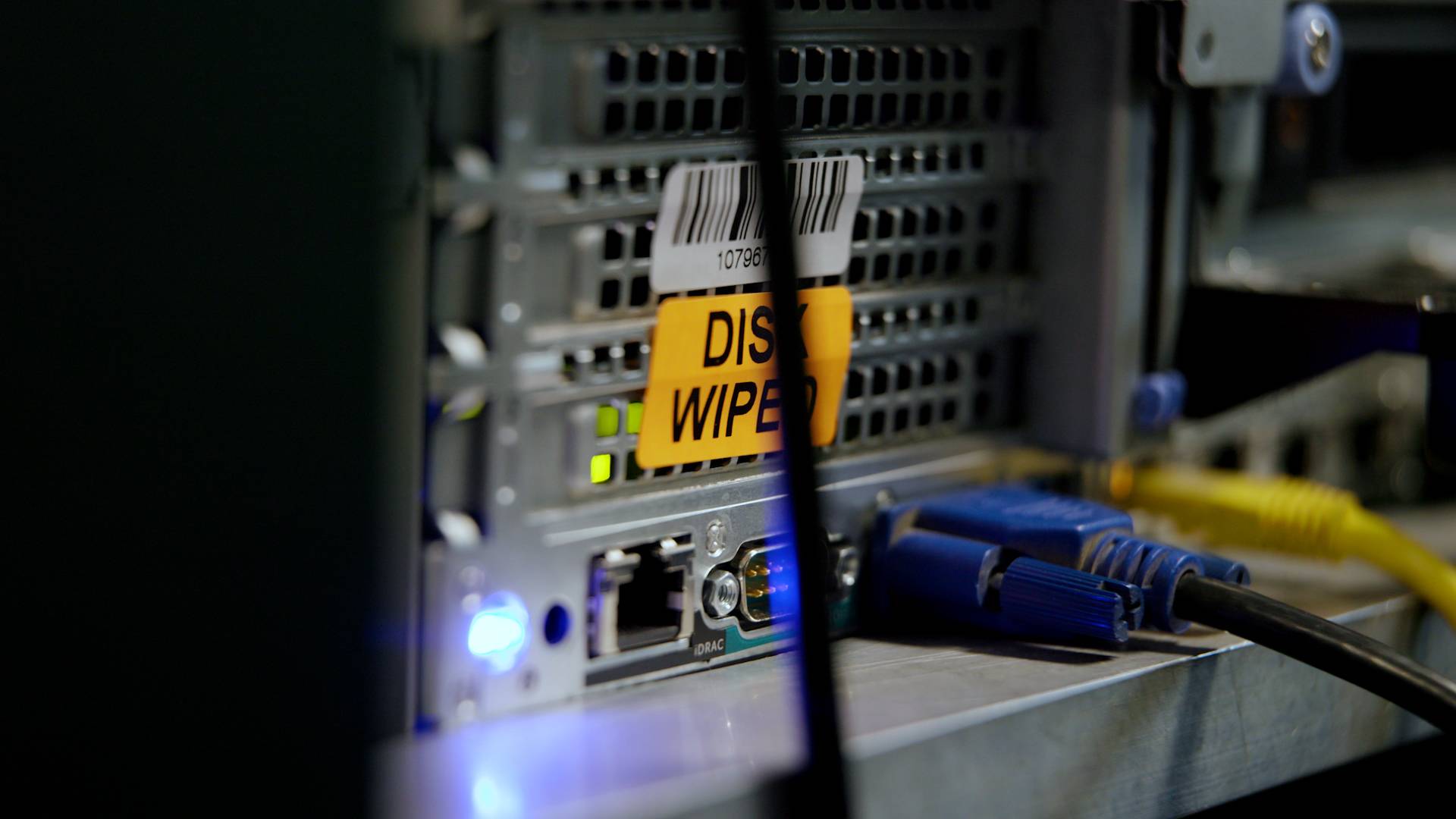 Kan een magneet echt data van een harde schijf wissen?